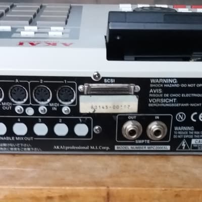 Akai MPC2000XL 32MB Memory Serviced image 12
