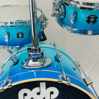 *** Display Model*** New for 2023 PDP Daru Jones Blue Fade 4pc New Yorker II Shell Pack image 9
