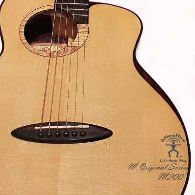 aNueNue M200 all Solid Moon Spruce & Indian Rosewood 36' Travel size Guitar acoustic image 9