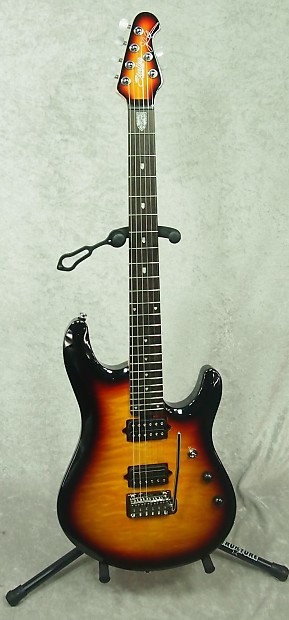 [訳あり]JP100D sterling by musicman Review: Sterling by Music Man JP100D John Petrucci Signature