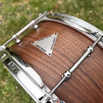 canopus 1ply bubinga 14×5.5 Canopus 1-ply Bubinga Snare Drum - 5.5x14 - YouTube