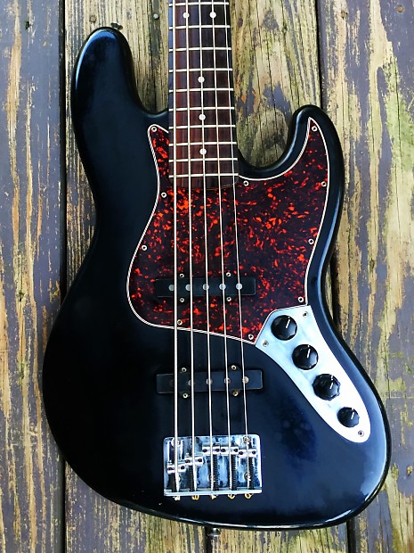 Fender Deluxe Active Jazz Bass V 5 string MIM Mexico black