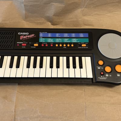 Casio RAP-1 32-Key Keyboard 1990 - 91 Excellent Condition with mini Microphone image 1