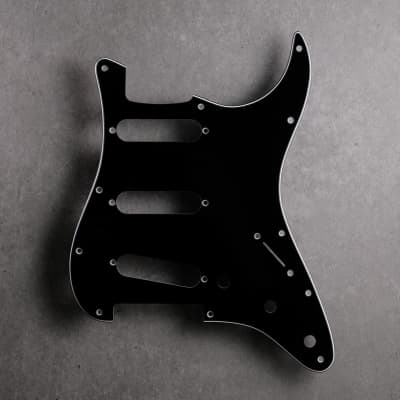 Streamline - Stratocaster Pickguard - Black/White/Black - DECOBOOM