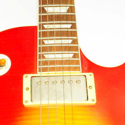 Burny Super Grade LP UP230 period Electric Guitar Ref No 2555 image 4