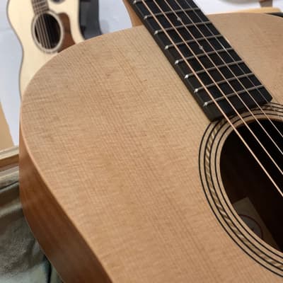 Taylor Academy 10 Acoustic Guitar w/ Bag image 8
