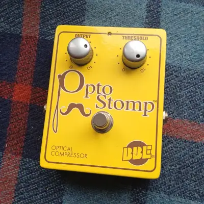 Discontinued & rare : BBE Opto Stomp Optical Guitar / Bass Compressor for sale