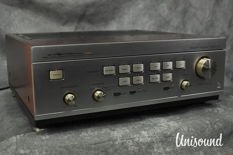 Luxman L-570 Japanese Integrated Amplifier in Excellent Condition