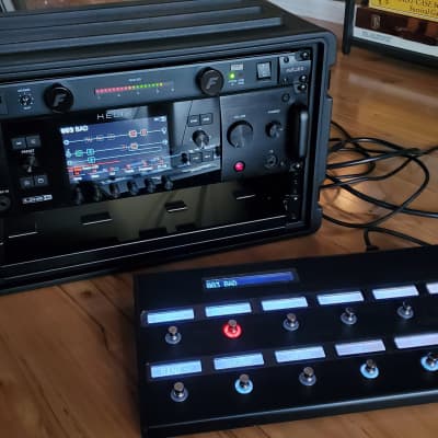 Line 6 Helix Rack Bundle - Rack, Control, Furman PL-Plus C