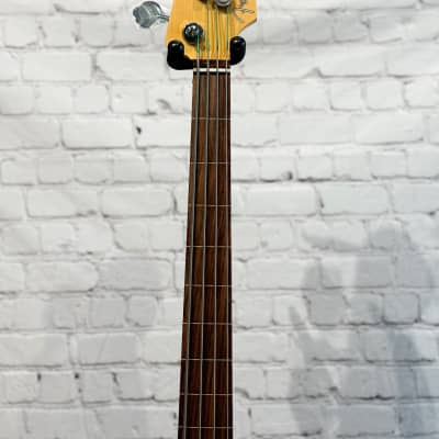 Fender American Professional Jazz Bass Fretless image 4