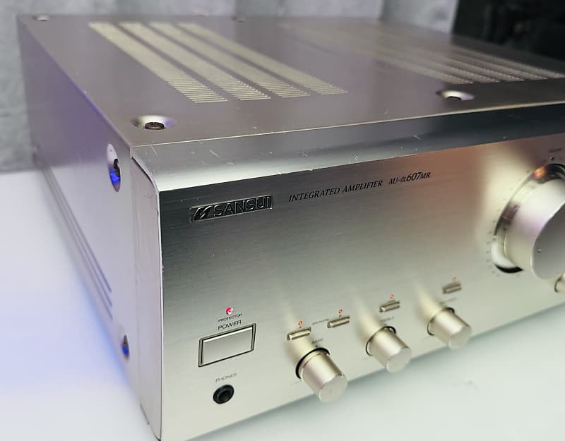 SANSUI インテグレーテッドアンプ AU-607MR シルバー Sansui Silver AU - α 607mr (90 WPC) - Serviced + Cleaned