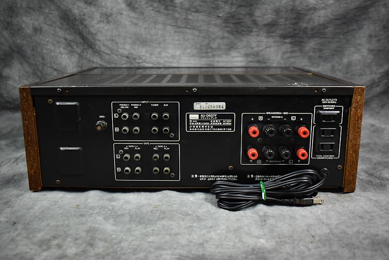 Sansui AU-D607F Extra Integrated Amplifier in Very Good Condition 