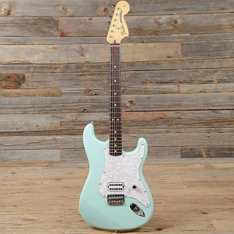 Fender Artist Series Tom DeLonge Signature Stratocaster image 2