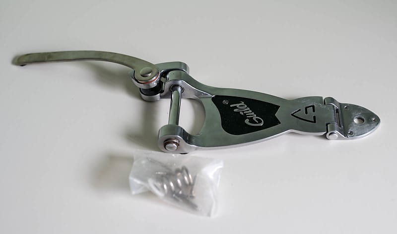 Guild Starfire III Bigsby - Indy String Theory LLC