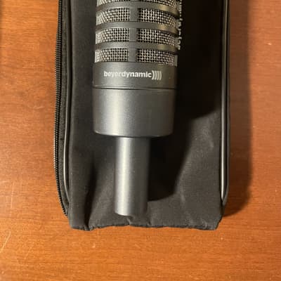 Beyerdynamic M99 Dynamic Microphone | Reverb