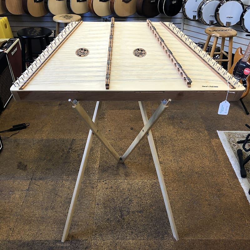 David's Dulcimers USA Standard Hammered Dulcimer Reverb