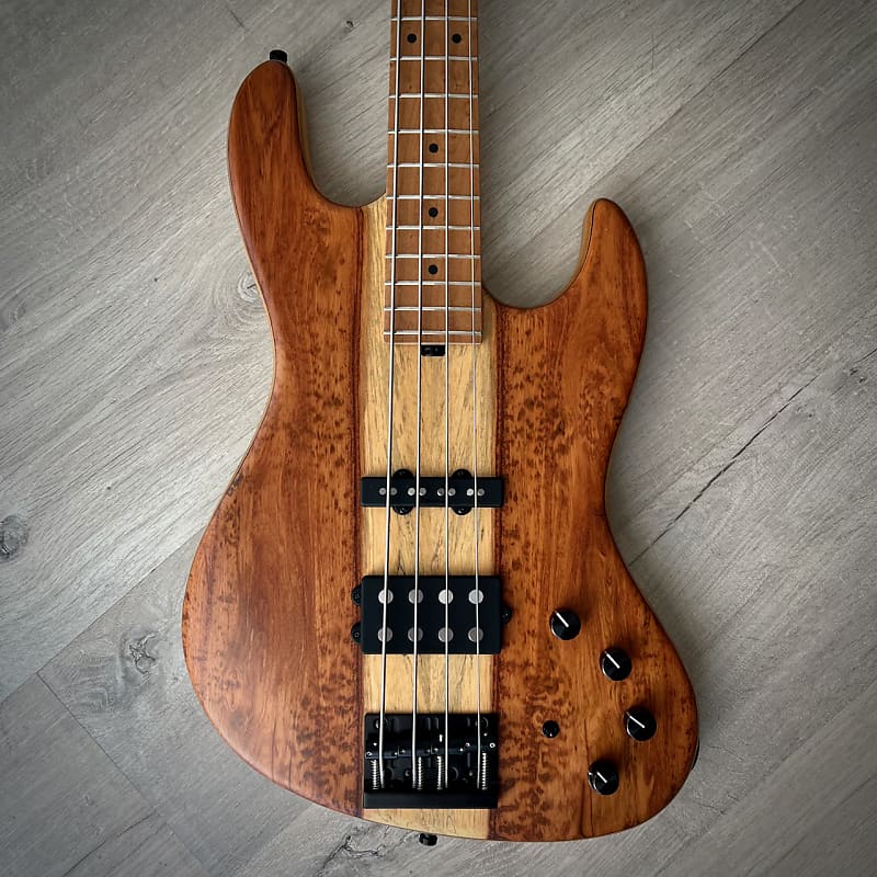 Sadowsky MetroLine 2022 LTD 21-Fret MM Bass, Snakewood/Ash