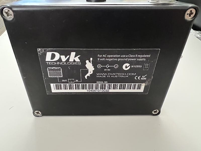 DVK Goldtop Fuzz and Vibe Guitar Effects Pedal | Musician's