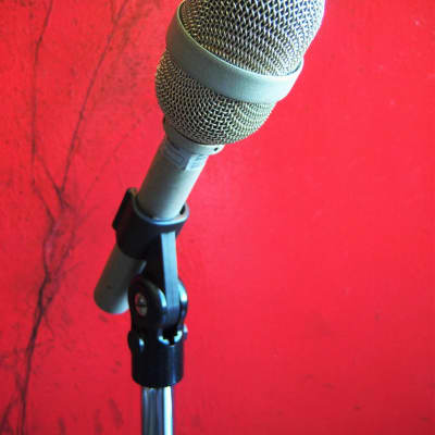 Vintage 1977 Electro-Voice DS35 Cardioid Dynamic Microphone Low Z w accessories RE16 image 5