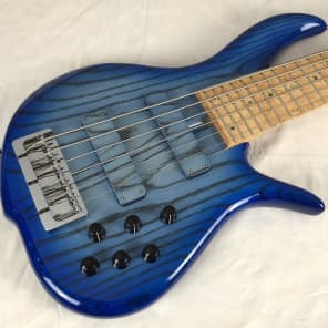 F-Bass BN6 **Archive** , High End Bass Guitars, Amps & Bass
