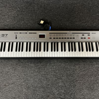 Roland A-37 - Gearspace