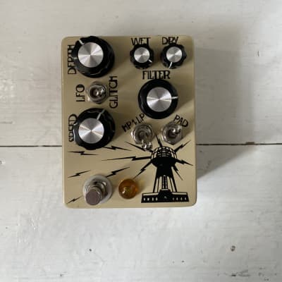Reverb.com listing, price, conditions, and images for hungry-robot-the-wardenclyffe