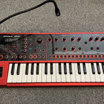 Roland JD-Xi 37-Key Analog/Digital Crossover Synthesizer -  Limited Edition Red with Carry Case