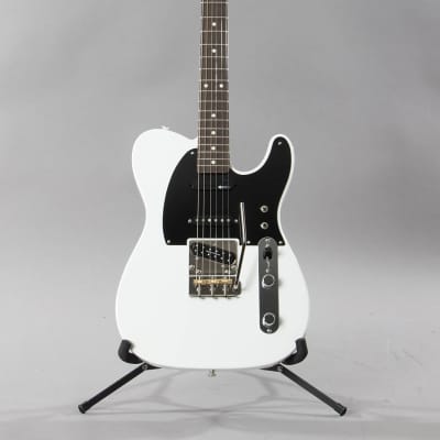 【★美品★】Fender MIYAVI TELECASTER【★流通少レア物★】 Fender MIYAVI TELECASTER エレキギター【商品入れ替えのため1本