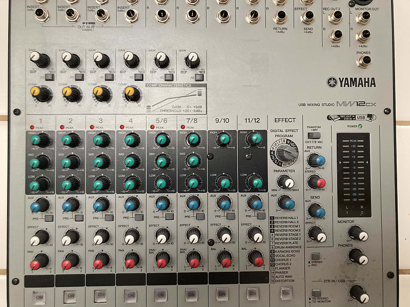 Yamaha MW12CX 12 Channel USB Mixing Studio w/ Compression