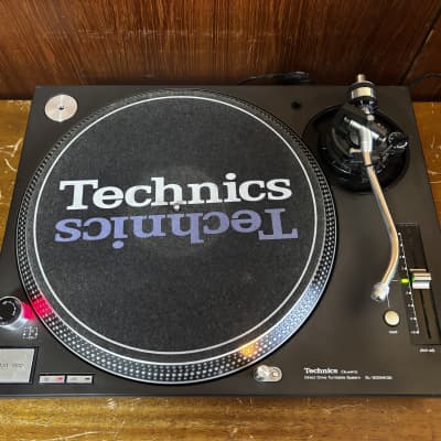 Technics SL-1200MK3D Black color Analog DJ Turntable image 2