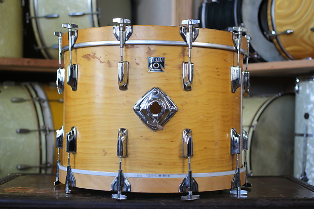 1970's Tama Superstar in Natural Maple 15