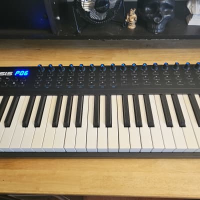 Alesis VI61 USB MIDI Keyboard - Black