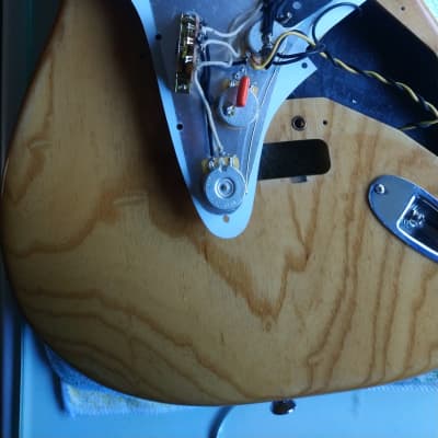 Fender Stratocaster lite ash 2004 - Natural image 8