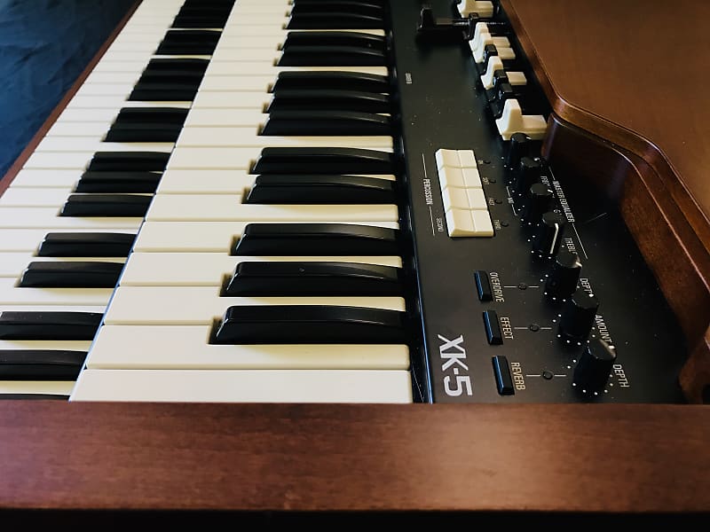 Hammond XK-5 and XLK-5 61-Key Dual-Manual Virtual Tonewheel Organ - B3  Emulation - Excellent Cond.