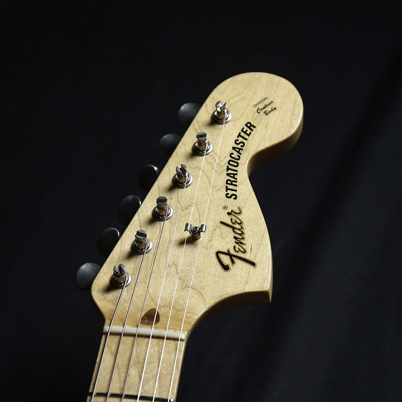 【人気沸騰】 Shop Custom Fender 71' Reverb | 1991 Stratocaster ギター