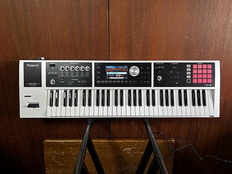 Roland FA-06B 61-key Music Workstation - Limted Edition