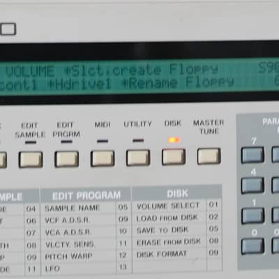 Akai S950 MIDI Digital Sampler 1988 - White