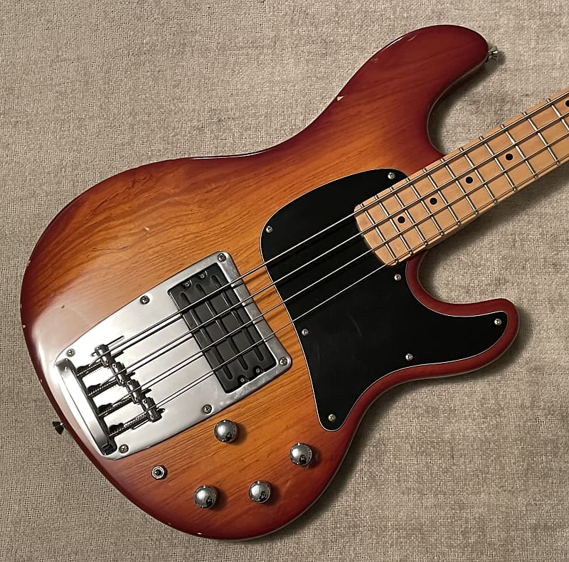 Ibanez ATK エレキベース サンバーストJapan Stingray Ibanez ATK エレキベース サンバーストJapan Stingray - メルカリ