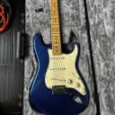 Fender American Ultra Stratocaster with Maple Fretboard 2019 - Present - Cobra Blue