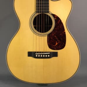 Martin shop 000 cutaway