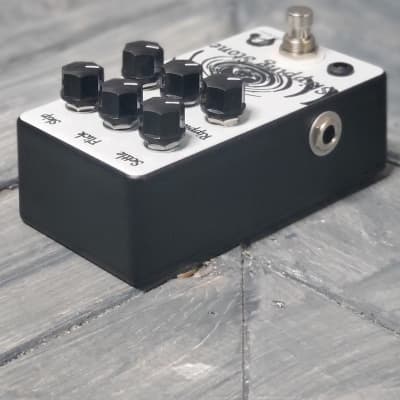 Poison Noises Skipping Stone Delay Effect Pedal image 3