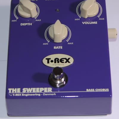 T-Rex Engineering The Sweeper Bass Chorus image 1