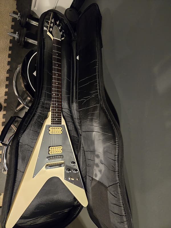 Fresher Flying V c 1980's - Polaris white original vintage