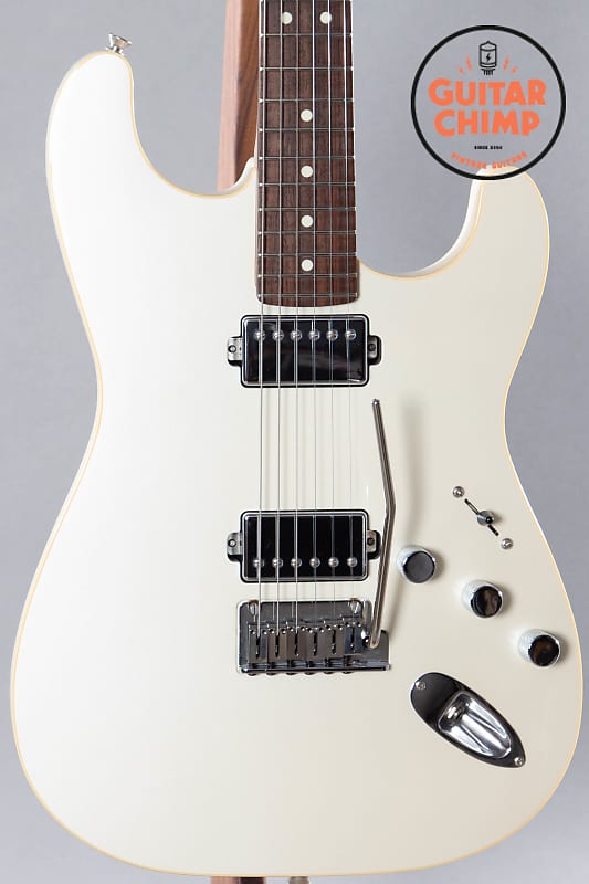 2019 Fender Japan Modern Stratocaster HH Olympic Pearl