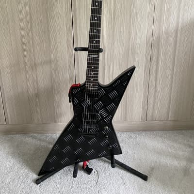2002 ESP LTD EX-351D Diamond Plate Explorer. Includes LTD hardcase image 2