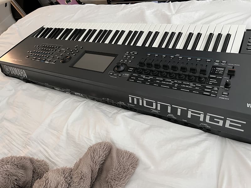 Yamaha Montage 7 Flagship Synthesizer 2019 - Present - Black image 1