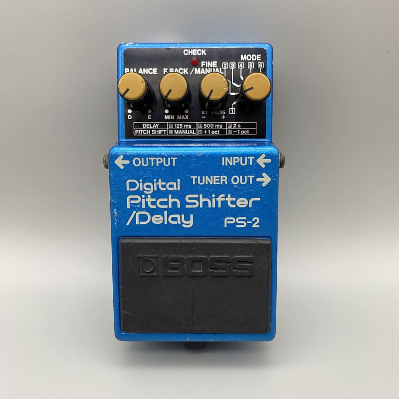 ギター BOSS / PS-2 / Digital Pitchshifter/Delay BOSS PS 2 Digital Pitch Shifter / Delay (1980's) - YouTube