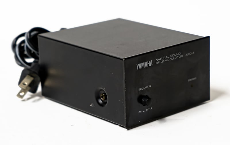 Yamaha APD-1 RF Demodulator LD AC3 to Dolby Digital | Reverb Yamaha APD-1 RF Demodulator LD AC3 to Dolby Digital | Reverb