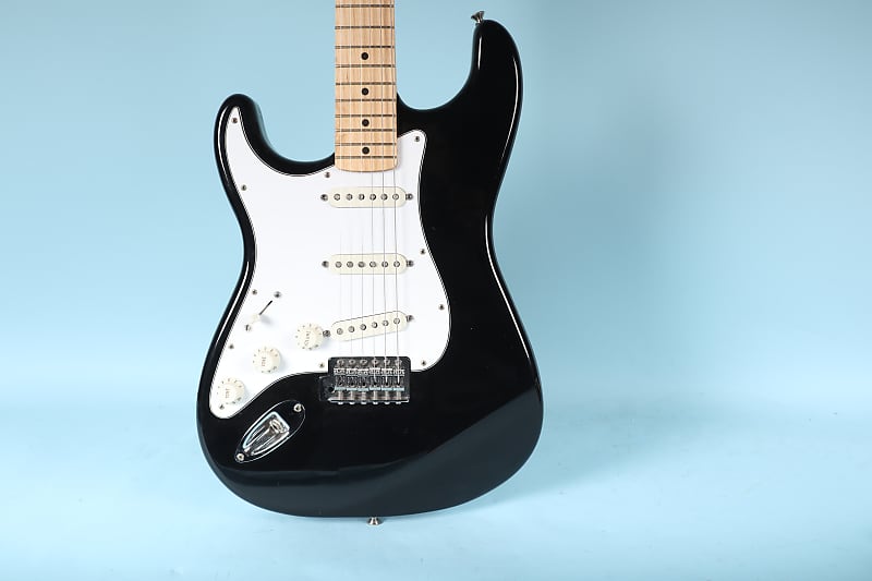 2000 Fender Stratocaster Standard Left-Handed MIM Mexico Maple Electric Guitar image 1