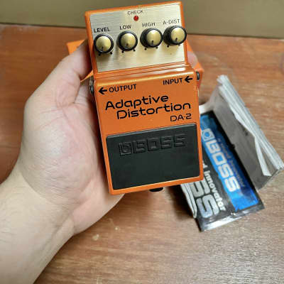 Boss DA-2 Adaptive Distortion | Reverb UK